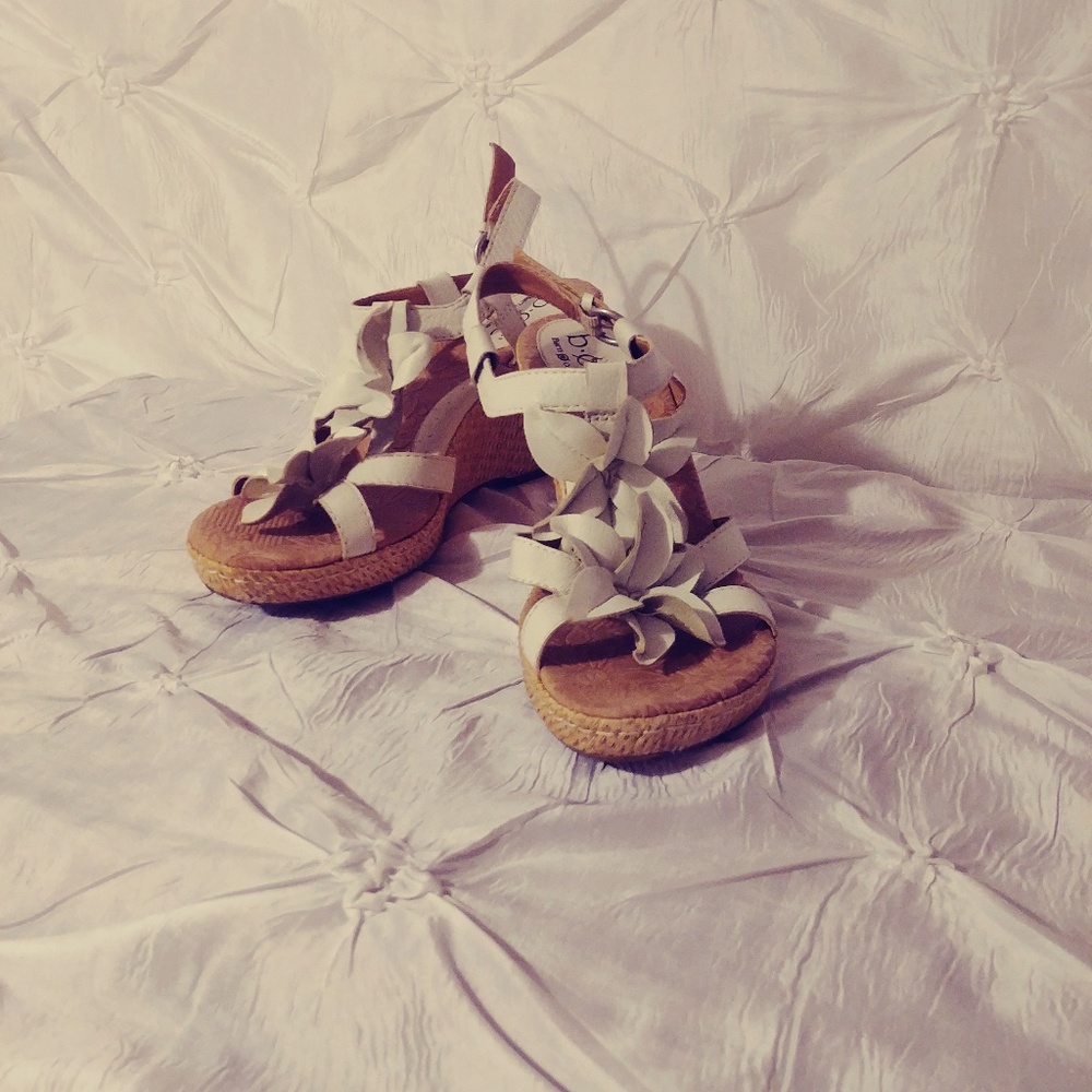 White leather heeled sandals